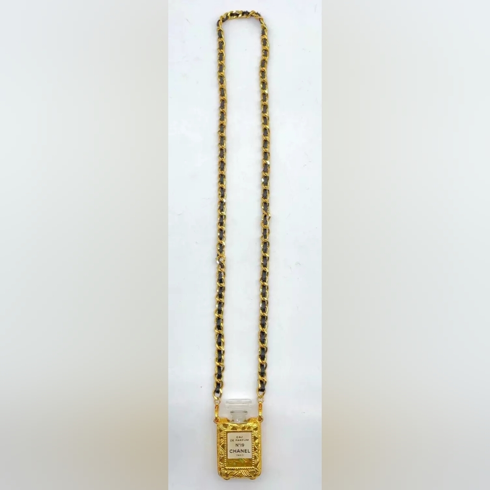 CHANEL No. 19 Mini Bottle Perfume Necklace Chain Gold Plated